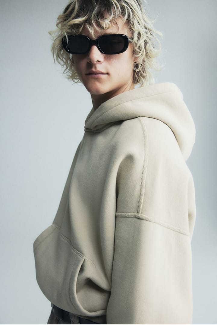 OVERSIZED FIT HOODIES