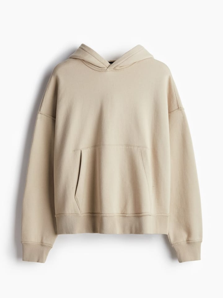OVERSIZED FIT HOODIES