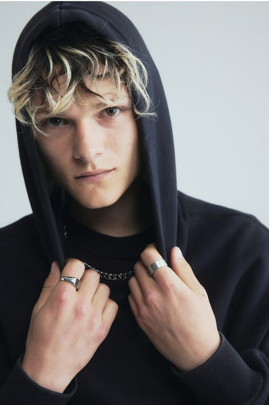 OVERSIZED FIT HOODIES