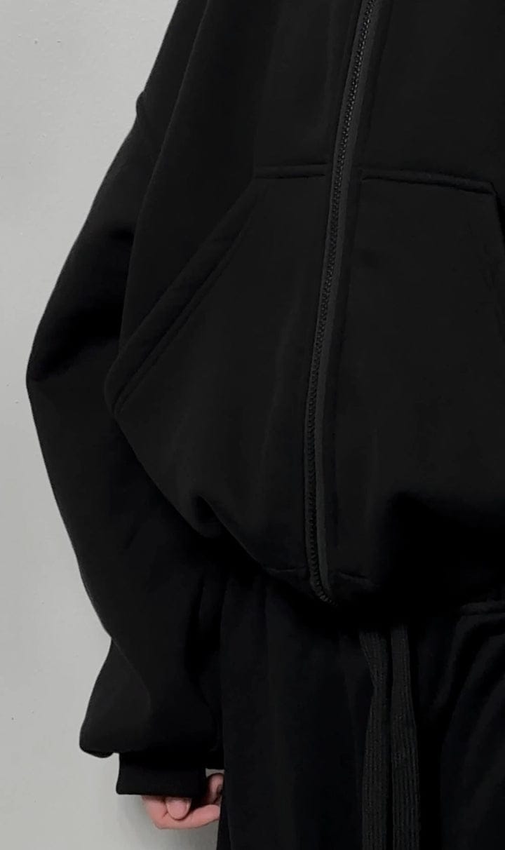 Full-Cover Black Zip-Up Hoodie
