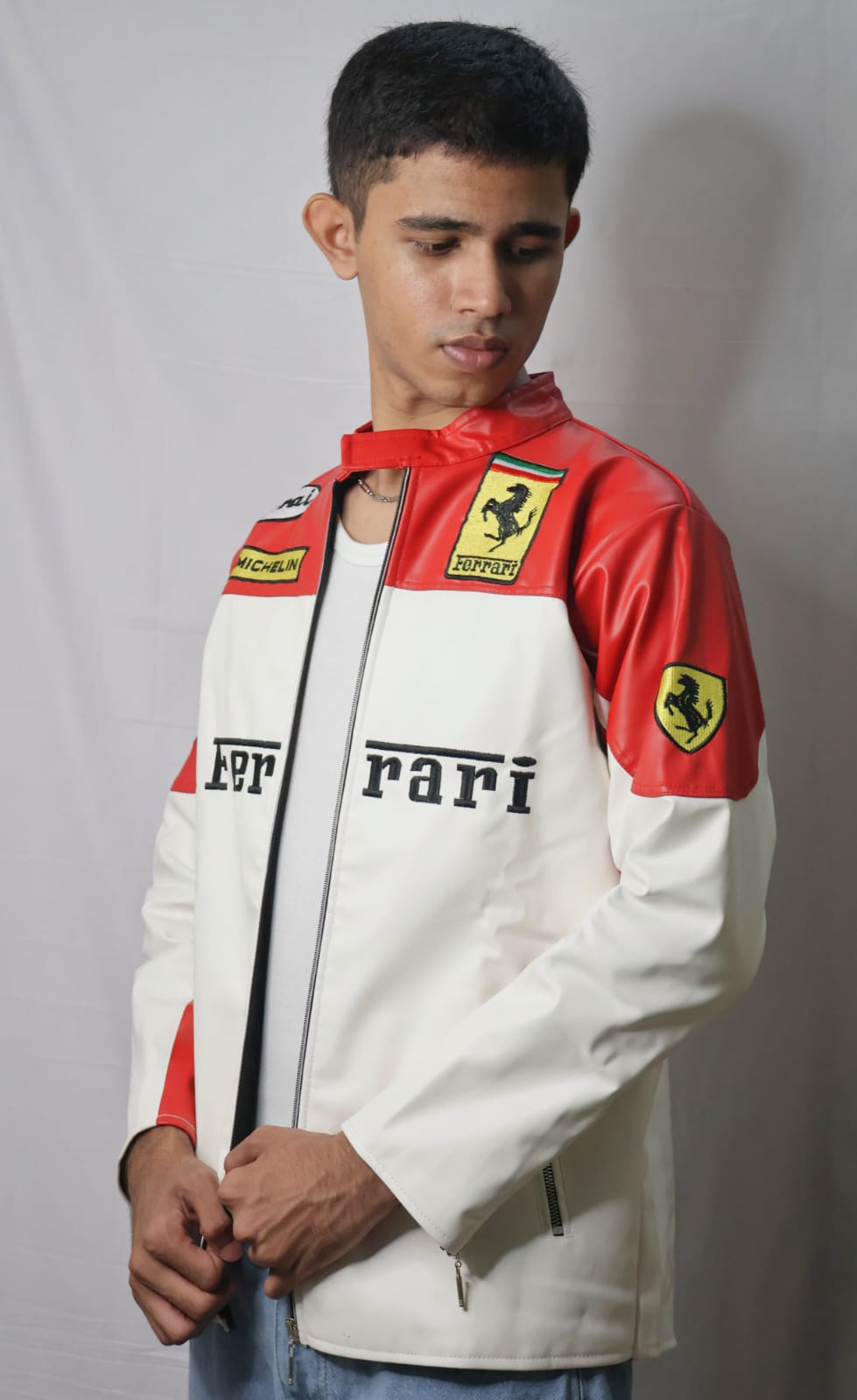 Ferrari Racing White Leather Jacket – Premium F1 Motorsport Outerwear for True Speed Enthusiasts