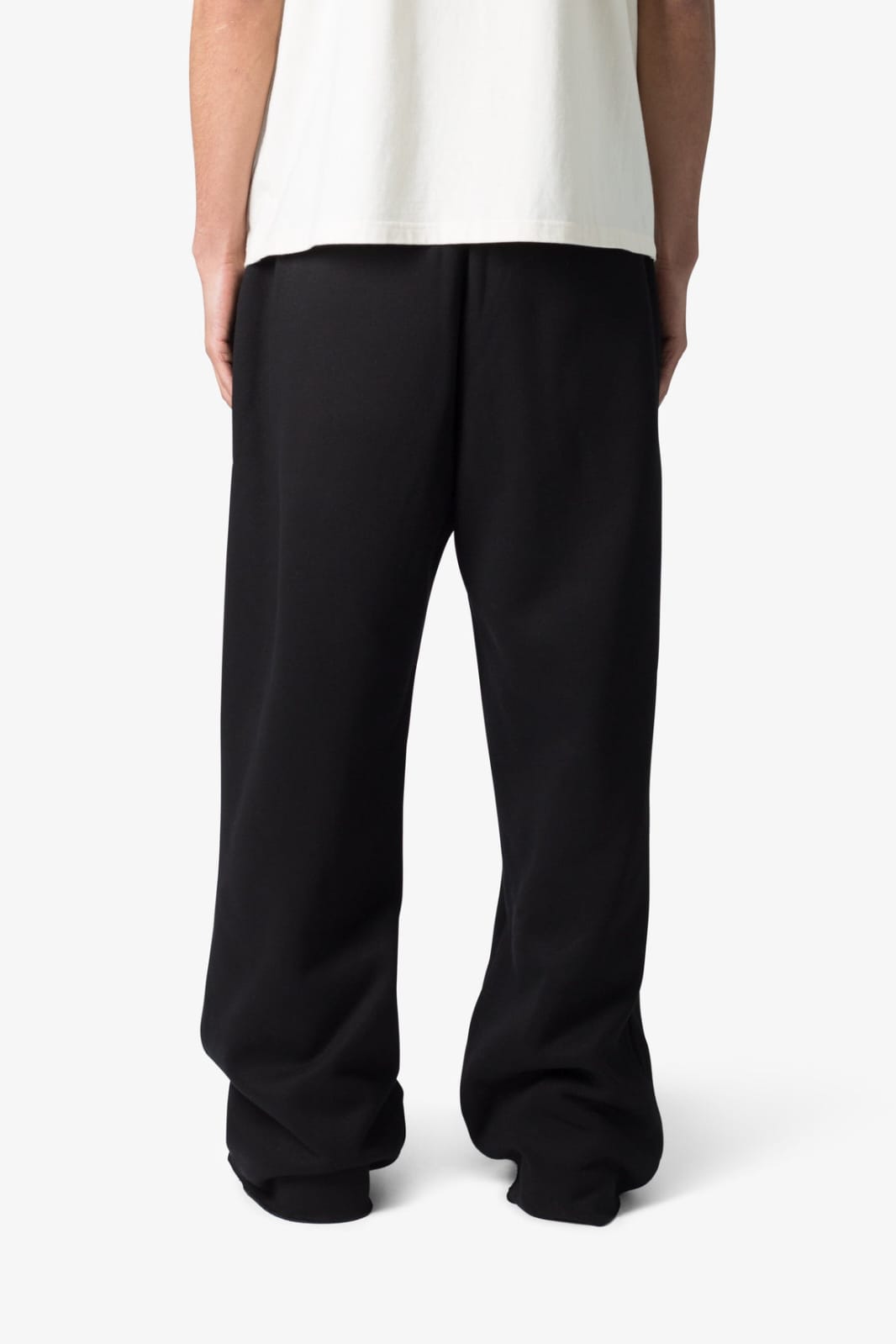 BAGGY SWEATPANTS